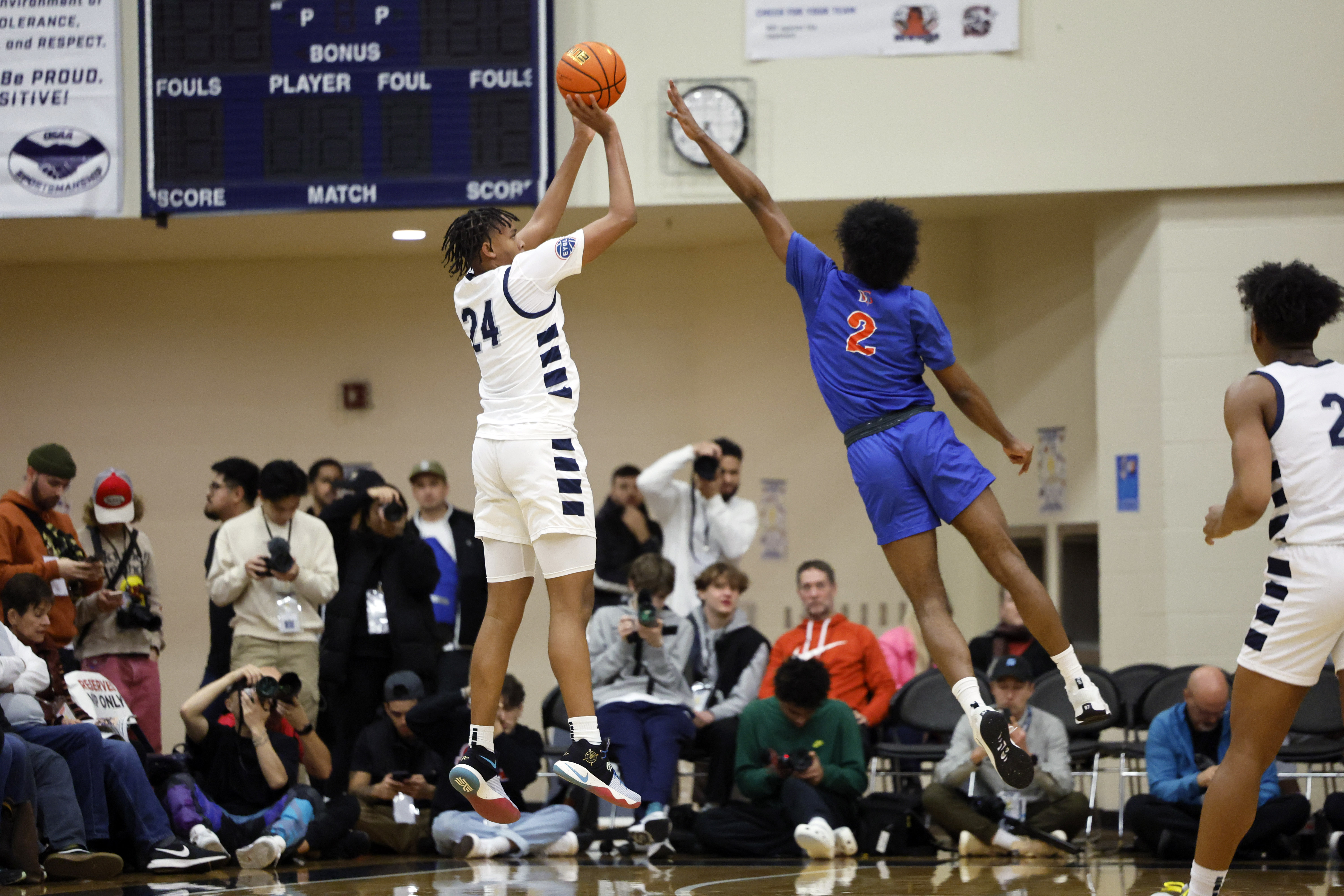 Sierra Canyon Bishop Gorman Les Schwab Invitational Soobum Im 62